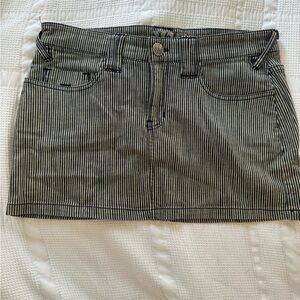 Vintage mini skirt. Striped jean. Y2K low rise style. Size small. Wax Jean.